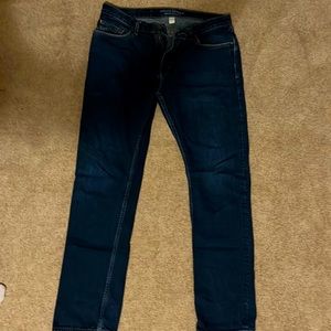 Banana Republic Vintage Stretch (33X34) mens. Gently worn NO fading or rips.